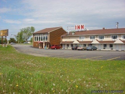 Budget Host Airport Inn Waterville Bagian luar foto